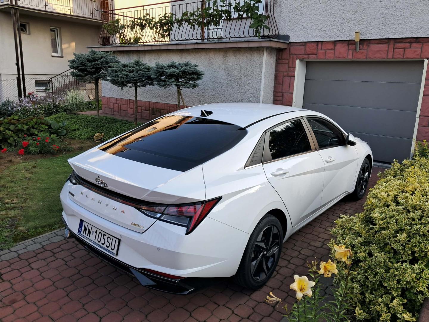 hyundai elantra executive