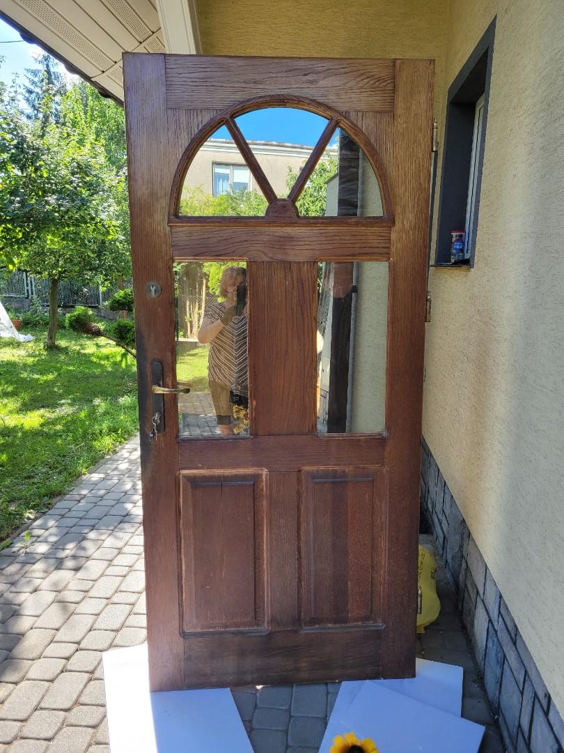 Sprzedam dębowe zewnętrzne drzwi