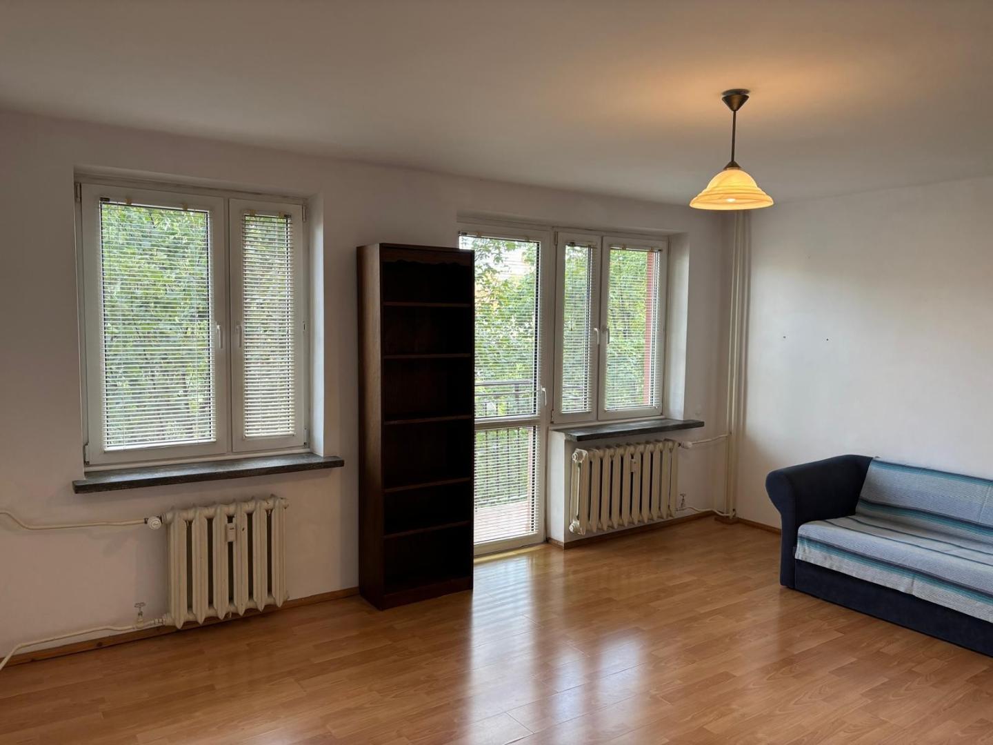 Bezpośrednio: 3 pokoje/ 56,3 m2 / 2 piętro / ul. Ducala/ centrum