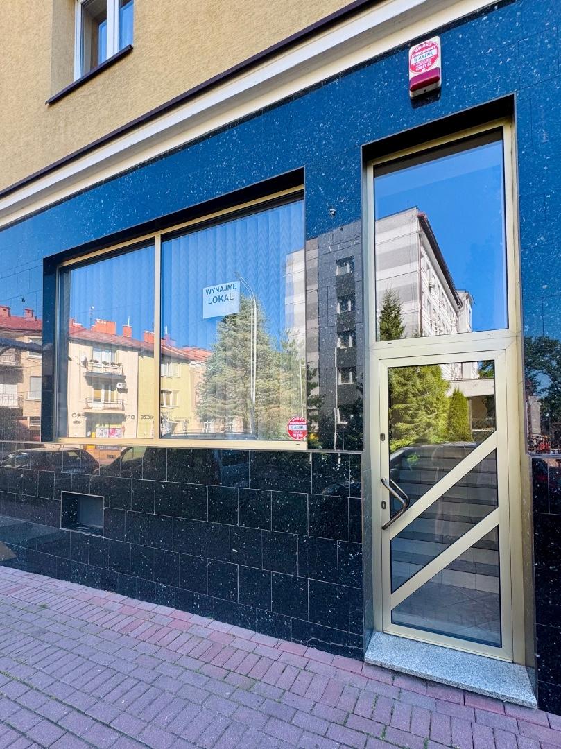 Lokal do wynajęcia 31 m2, ul. Mickiewicza 1, centrum Jasło