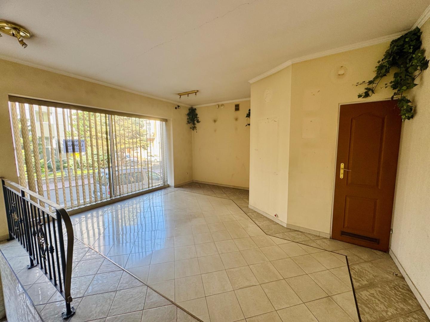 Lokal do wynajęcia 31 m2, ul. Mickiewicza 1, centrum Jasło