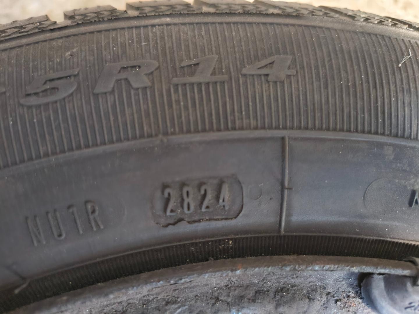 Opony zimowe z felgami - Dębica frigo 2 185/65 r14