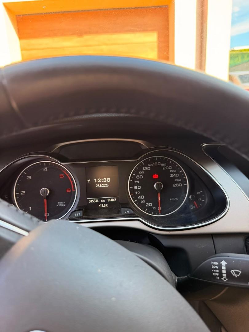 Audi A4 B8 2.0 Avant, stan perfekcyjny