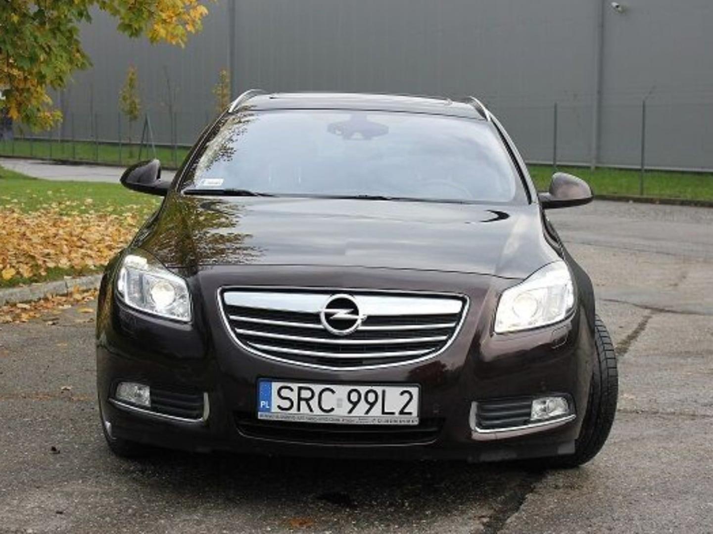 Opel Insignia 2.0CDTI 180km Cosmo kombi 2011r.