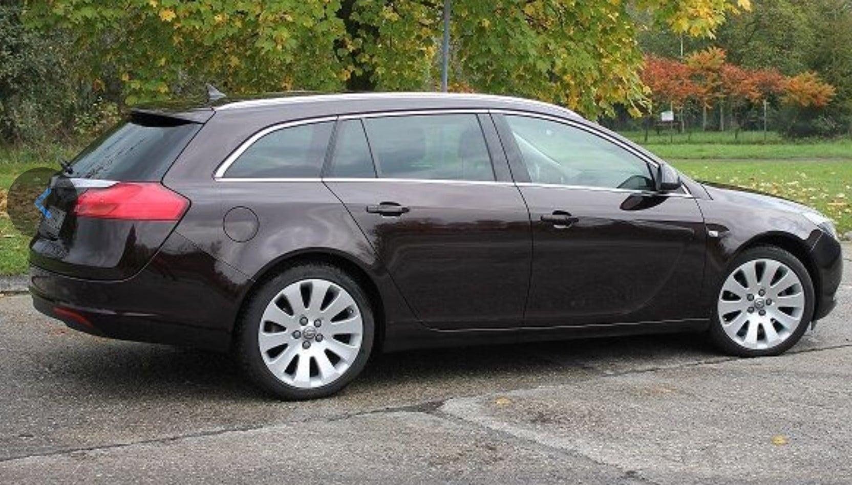 Opel Insignia 2.0CDTI 180km Cosmo kombi 2011r.